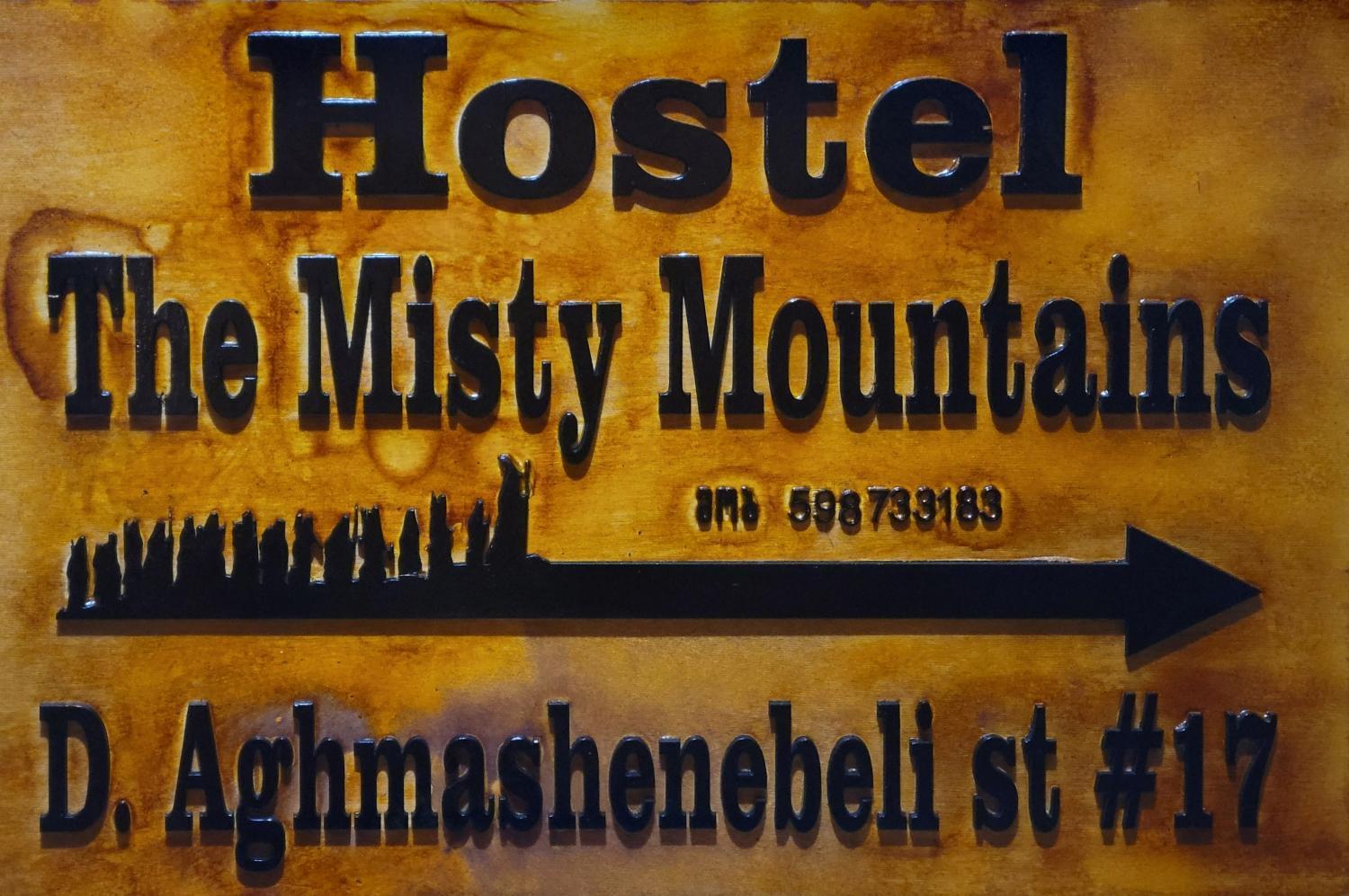Hostel The Misty Mountains Местія Екстер'єр фото